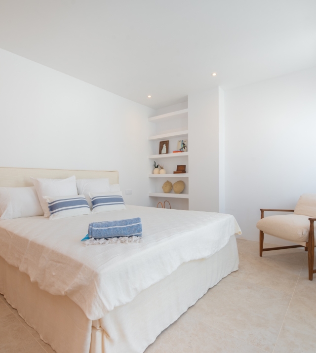 Resa estates Ibiza for sale modern villa martinet views bedroom 2.2.jpg